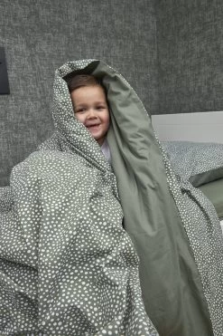 Meyco Cheetah/Uni Dekbedovertrek Peuter - Forest Green - 120x150cm 8 Meyco Cheetah/Uni Dekbedovertrek Peuter - Forest Green - 120x150cm -Beddengoed winkel 800x1200 11