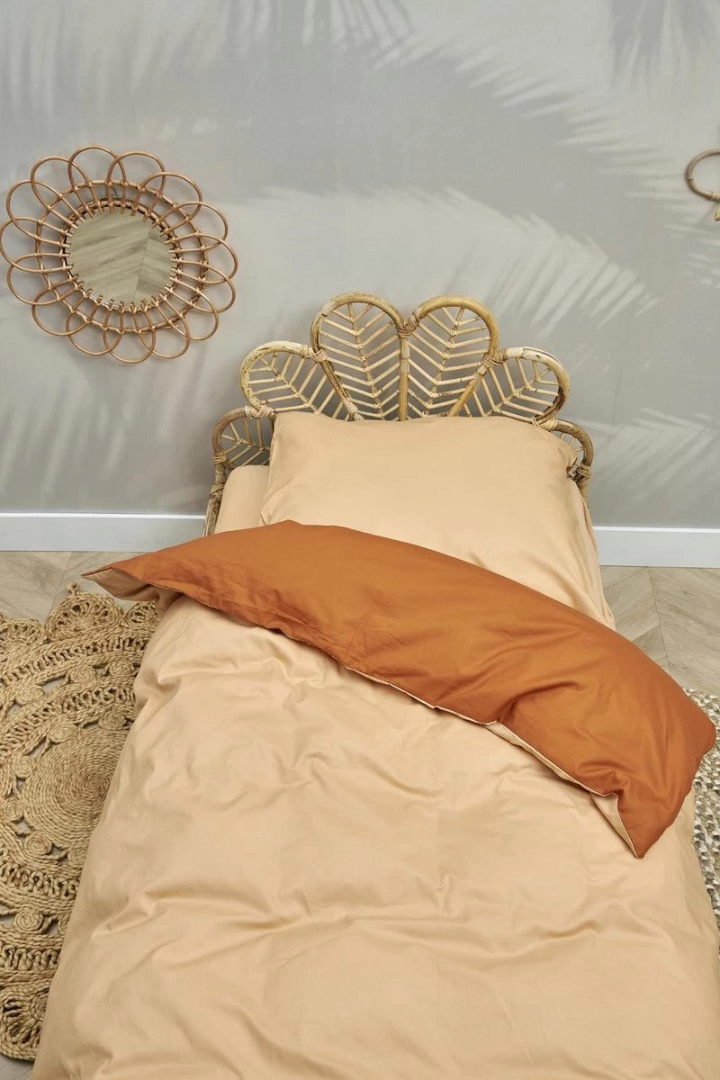 Meyco Uni Dekbedovertrek Ledikant - Camel/Warm Sand - 100x135cm 4 Meyco Uni Dekbedovertrek Ledikant - Camel/Warm Sand - 100x135cm - Afbeelding 4